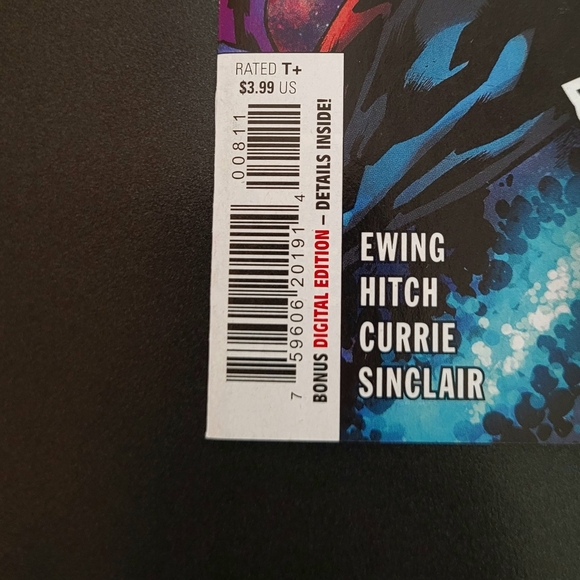 Venom #8 - Picture 3 of 7